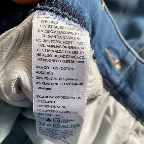 Levi Strauss Signature Shaping Perfect Pull on Jeans 8 - Picture 13 of 14